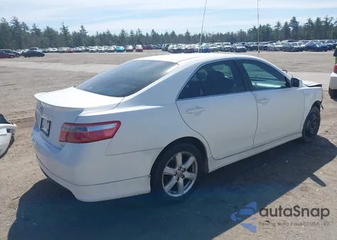 2008 Toyota Camry Se z USA, uszkodzony, nr VIN 4T1BE46K78U758864